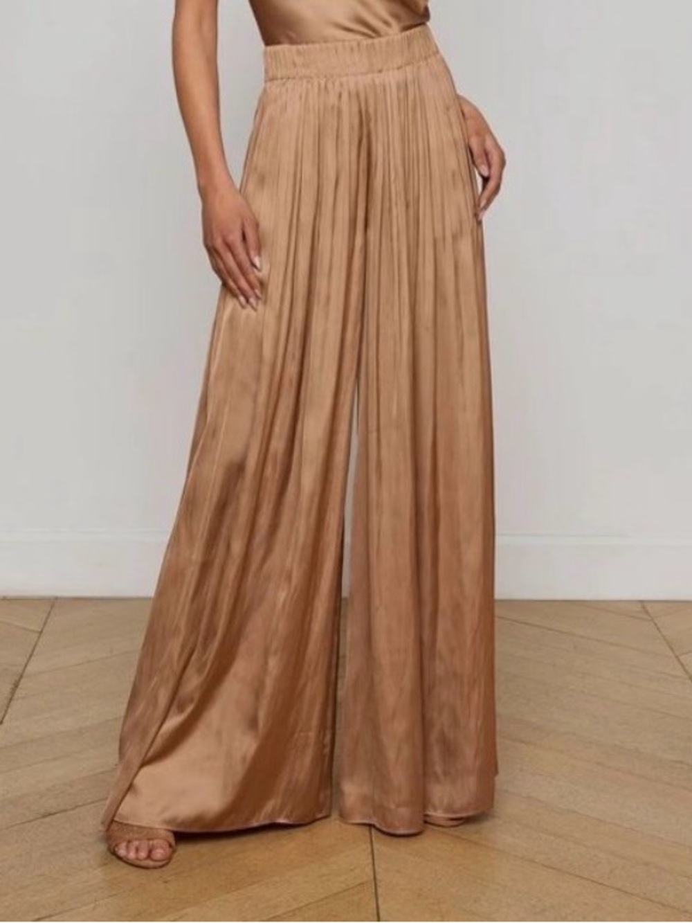 L'AGENCE Haylo Satin Pleated Wide Leg Pants L Ginger Snap $425